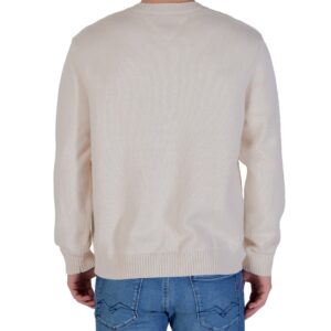 Shop Tommy Hilfiger Jeans Men’s Knitwear Intarsia Flag Badge M Lange Jumper Beige DM0DM22105 at Brands Seekers