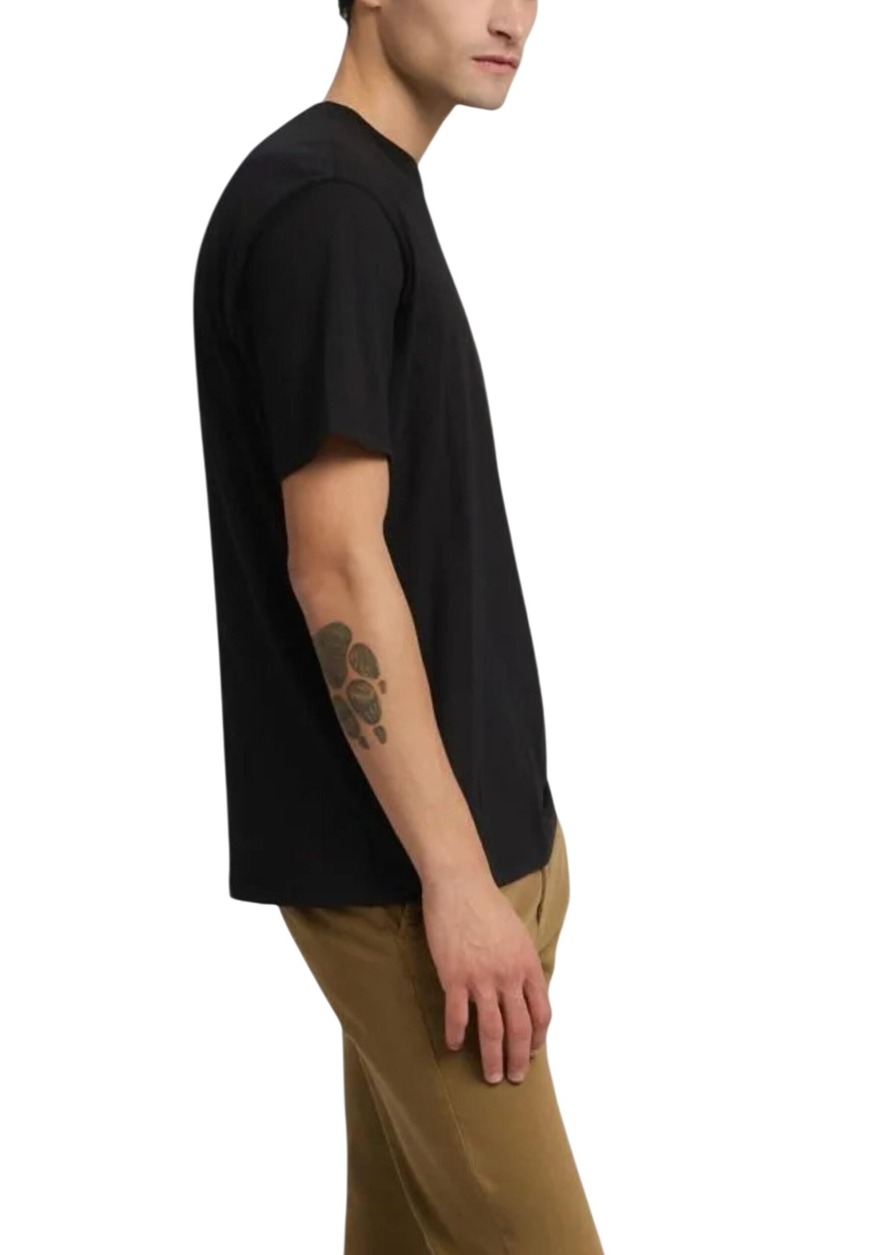 Shop Replay Men’s Black T-Shirt M3097 at Brands Seekers