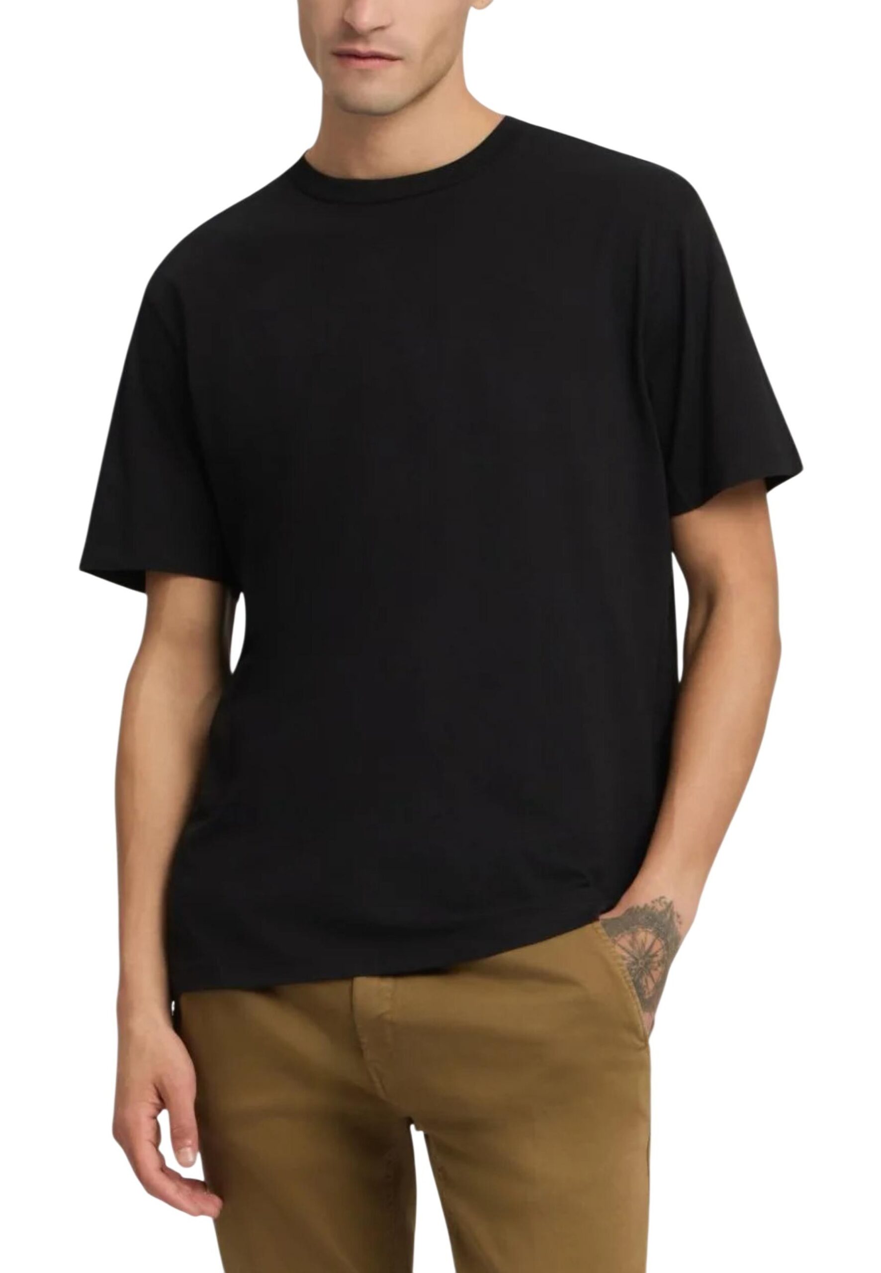 Shop Replay Men’s Black T-Shirt M3097 at Brands Seekers