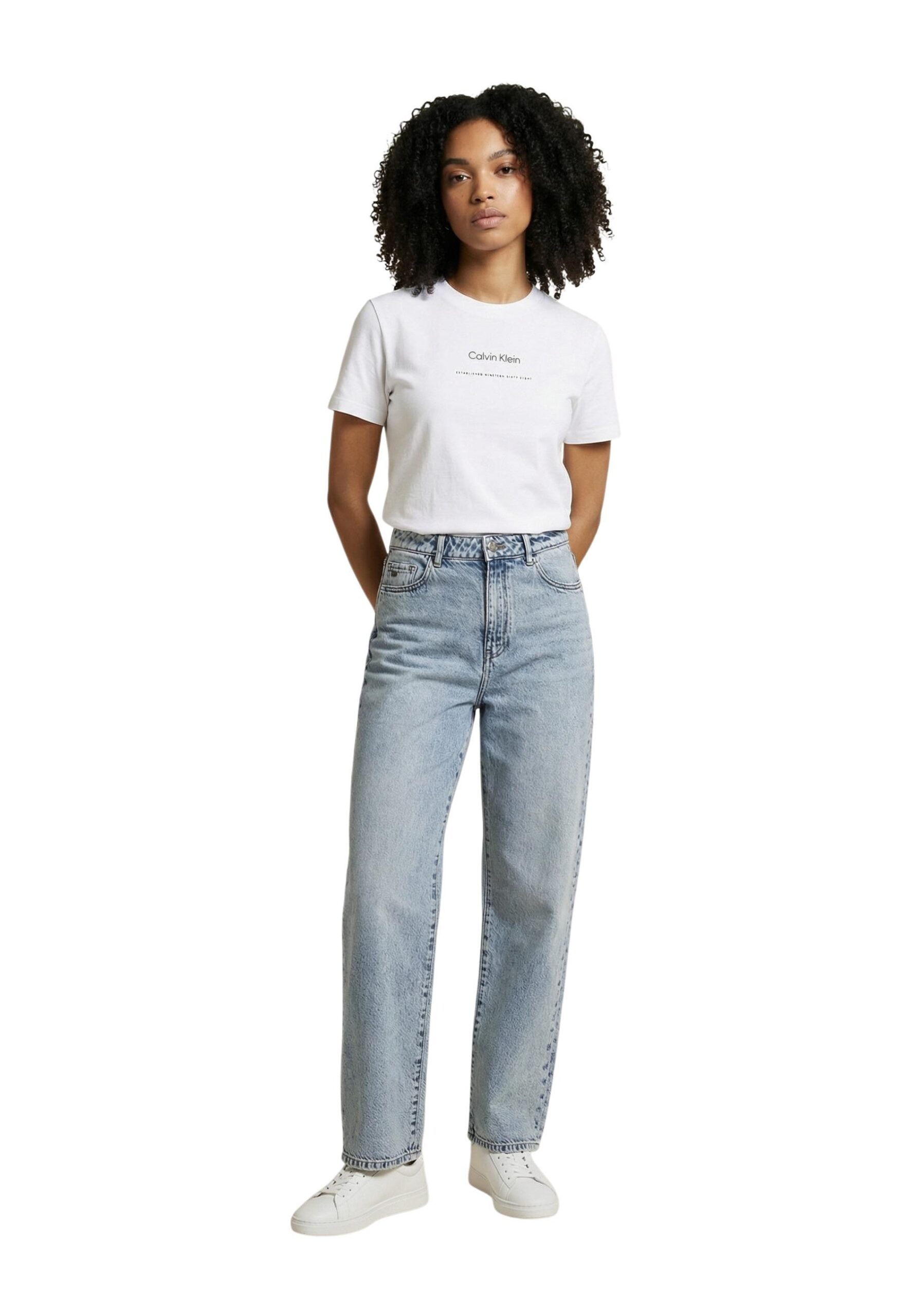 Calvin Klein LV047C811G Puting T-shirt ng Kababaihan