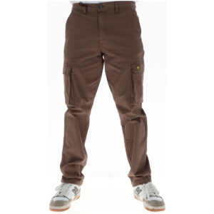 Shop Lyle & Scott Men Trousers at Brands Seekers
