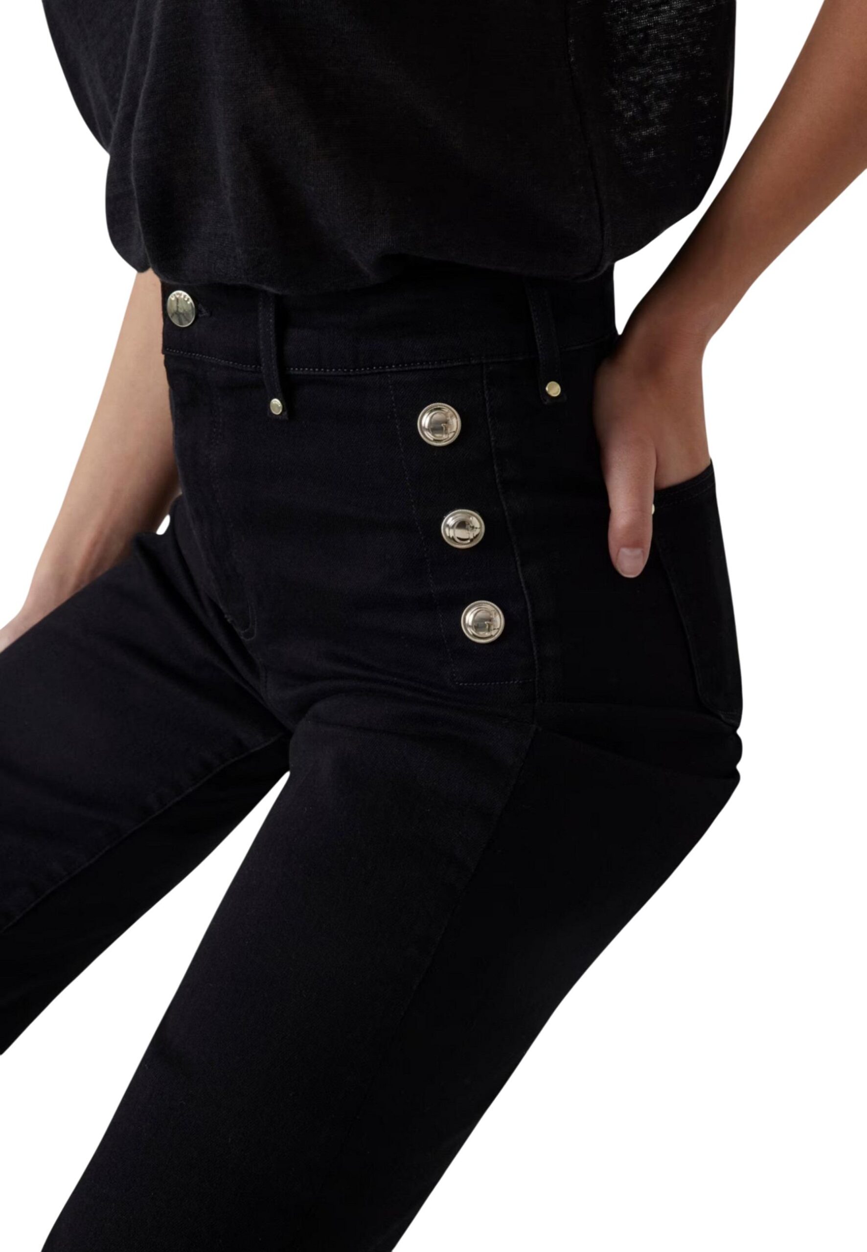 بنطلون نسائي أسود من Guess، موديل NEW FAYE