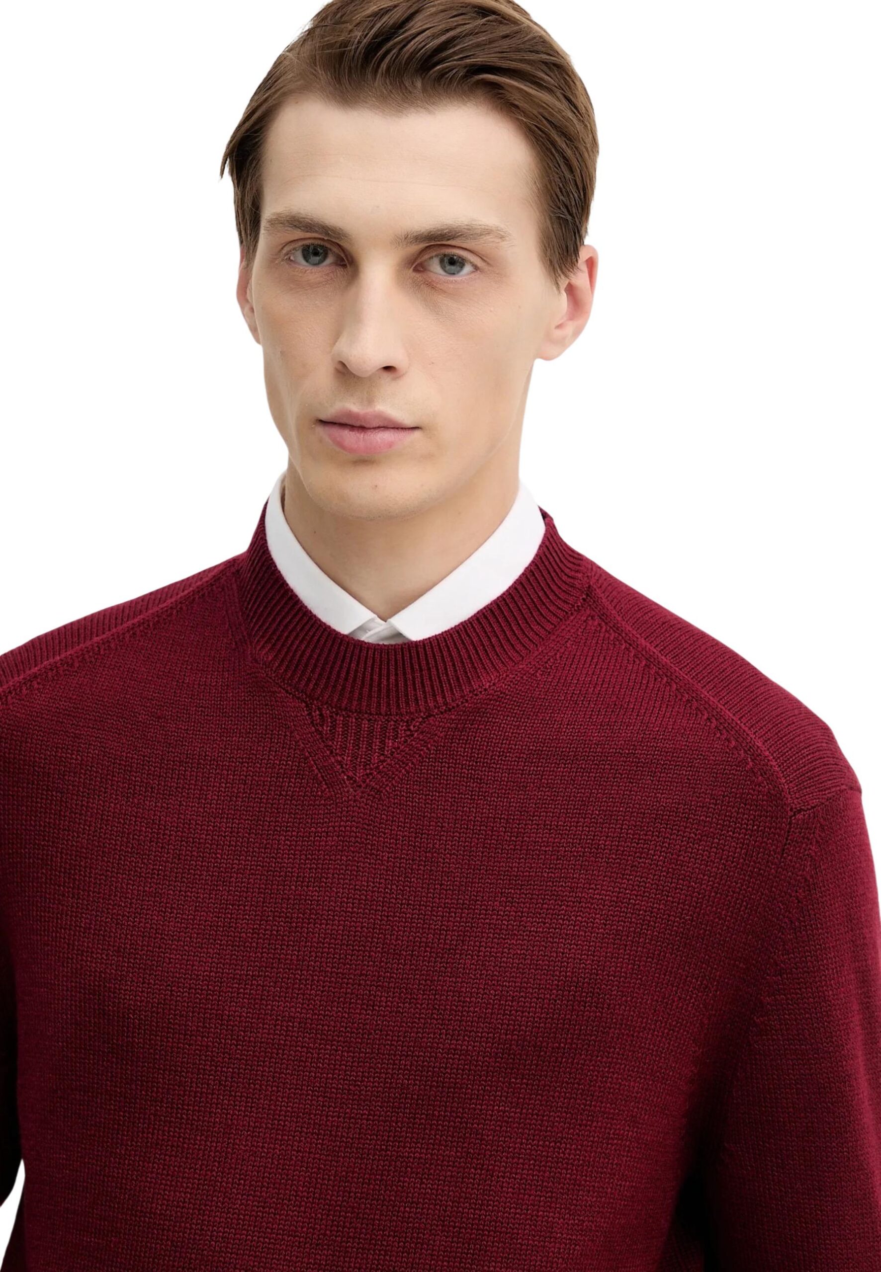 Shop Armani Exchange Men’s Bordeaux Knitwear 2476211 at Brands Seekers