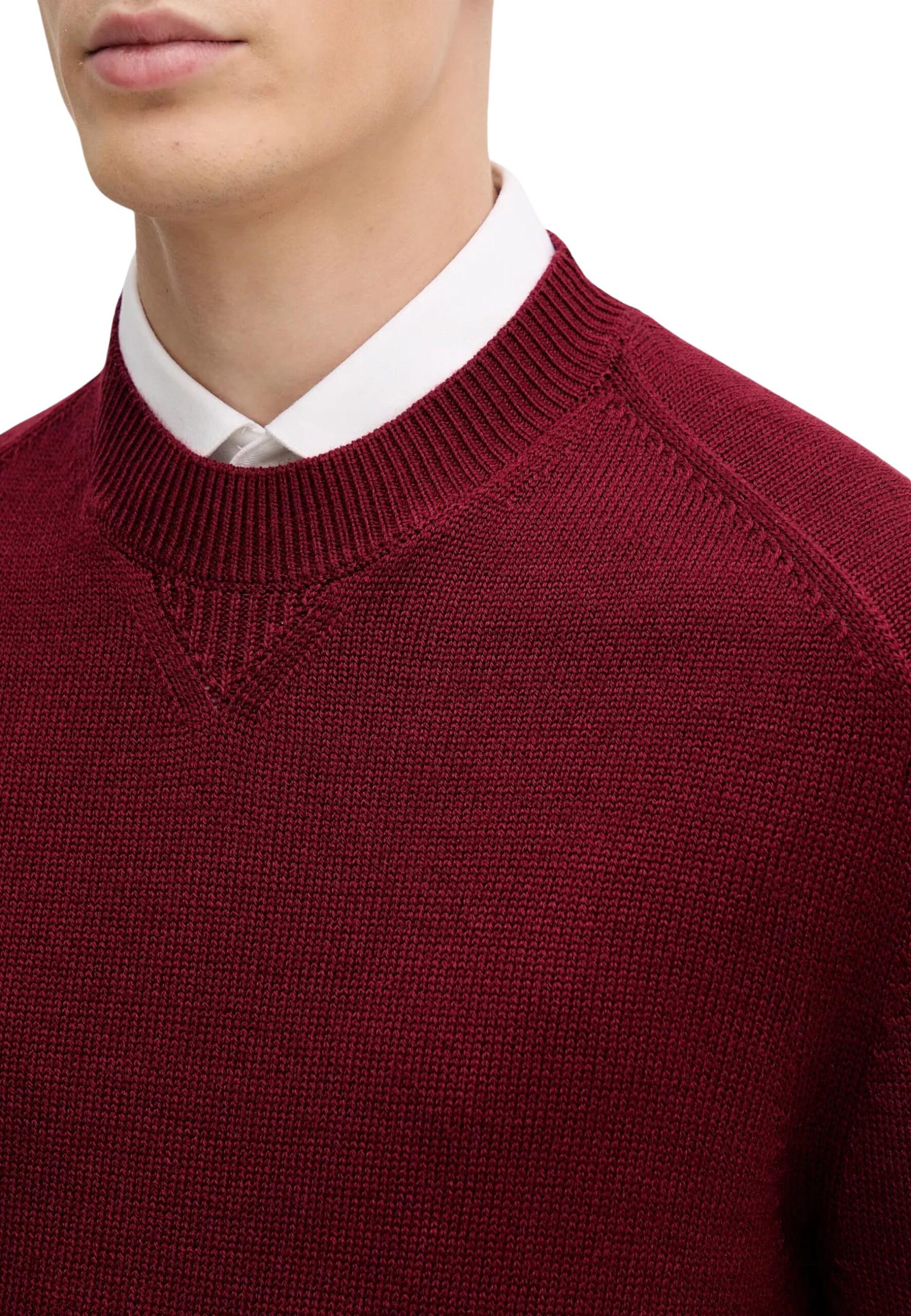 Shop Armani Exchange Men’s Bordeaux Knitwear 2476211 at Brands Seekers