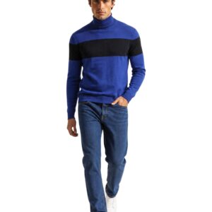 Shop Armani Exchange Men’s Blue Knitwear 2476291 at Brands Seekers