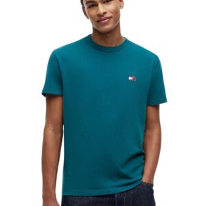 Shop Tommy Hilfiger Jeans Men’s Green T-Shirt TJM REG BADGE TEE at Brands Seekers