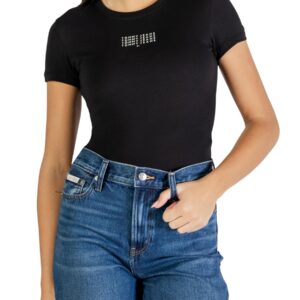 Shop Tommy Hilfiger Jeans Women’s Black T-Shirt DW0DW21841 at Brands Seekers